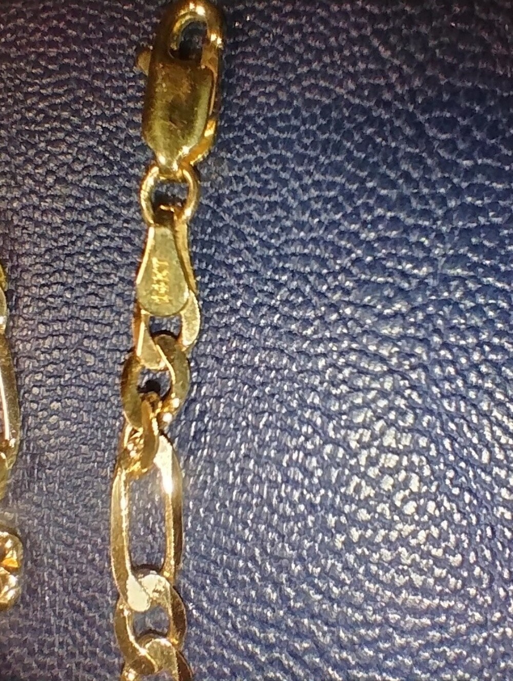 14kt Gold Bracelet - Picture 3 of 4